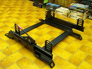 NC�p���[�|�W�V�����E�V�[�g���[��